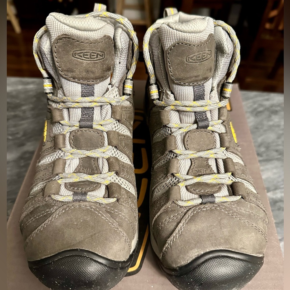 Steel Toe Work Boot 🥾 - Picture 2 of 3